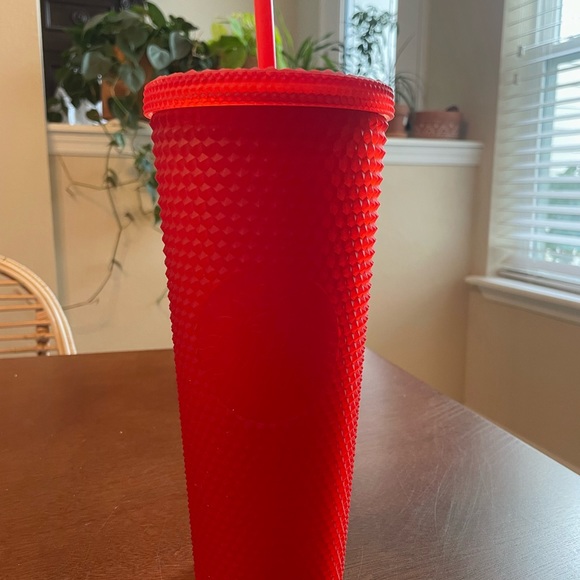 Holiday 2020 Starbucks Tumbler Limited Edition - Picture 2 of 3
